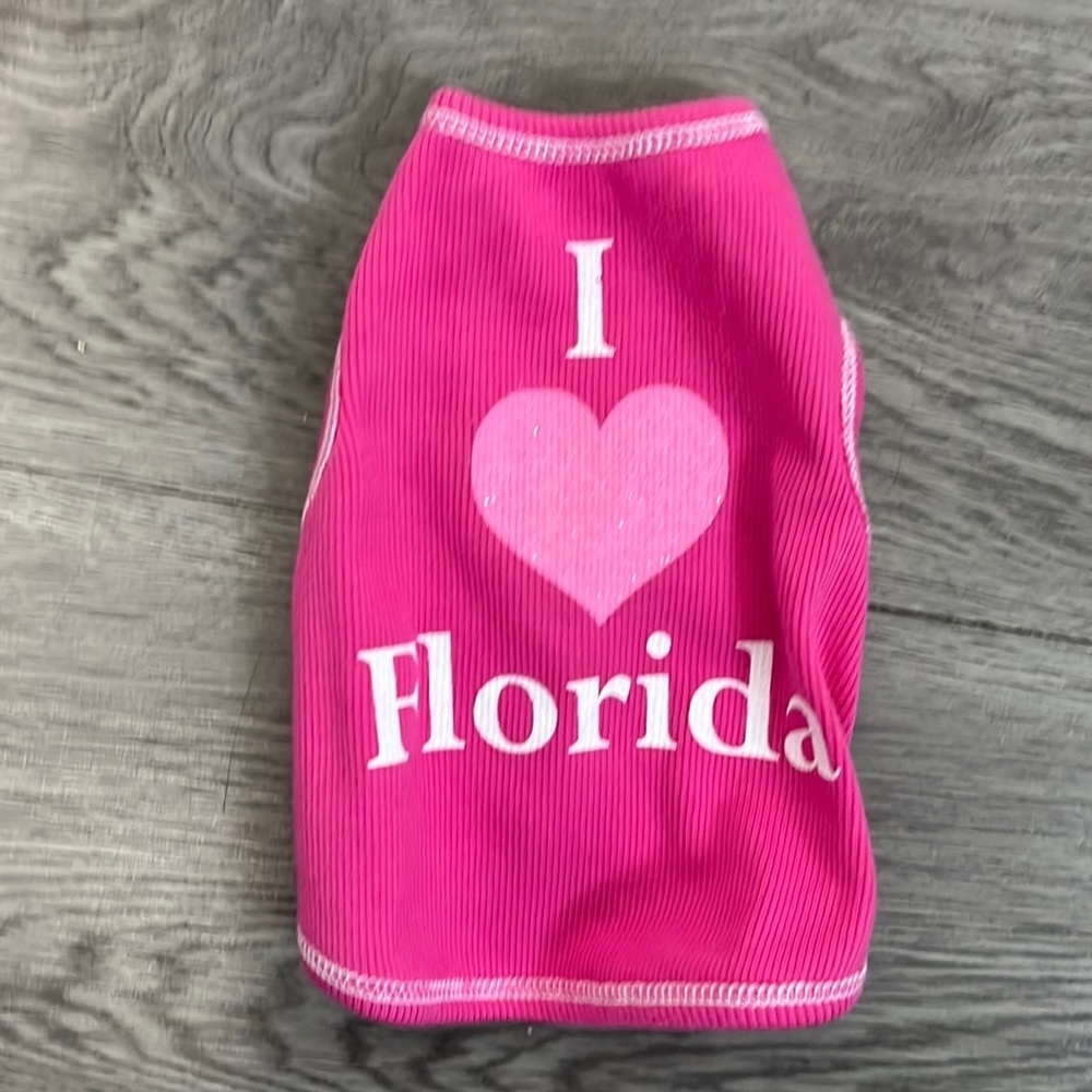 I love Florida dog xs tank